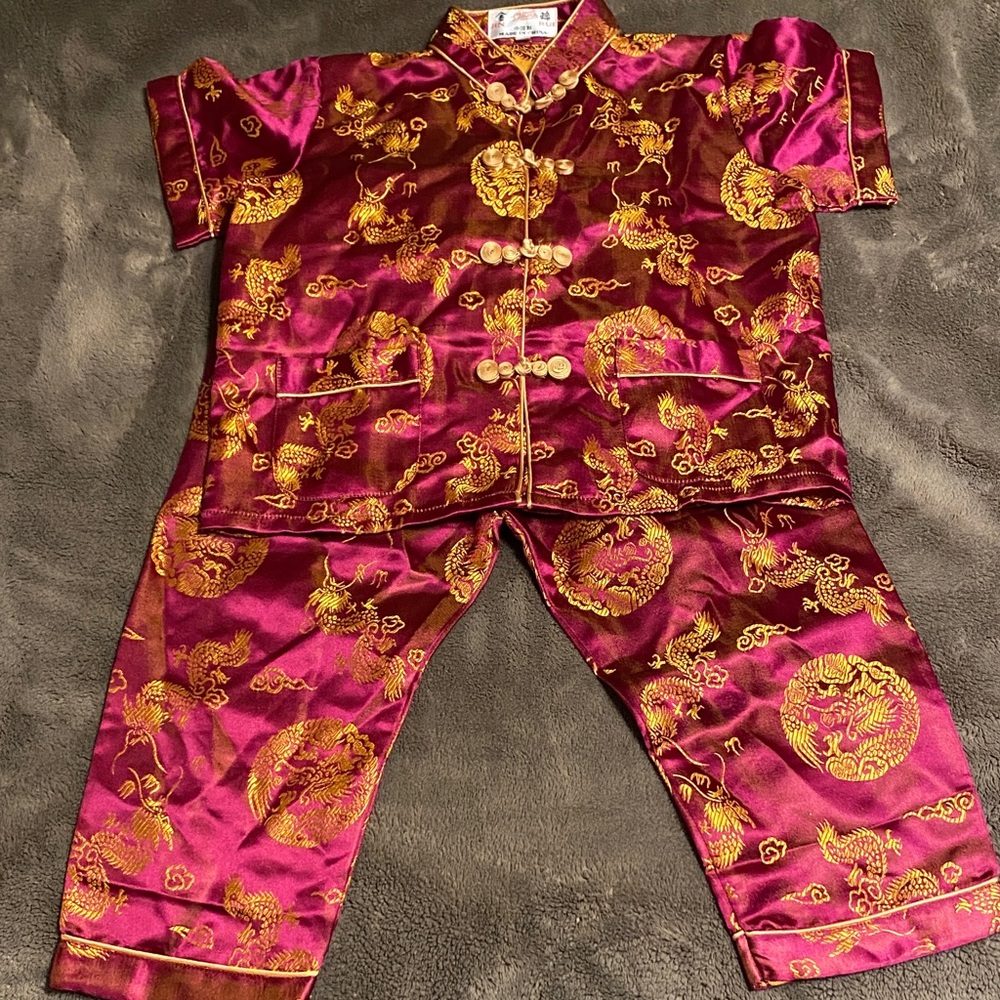 Girls Pajamas Set - Burgundy and Gold🍀